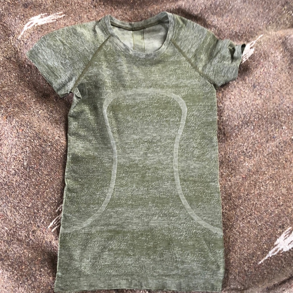 Lululemon Shiftly Tech Short Sleeve